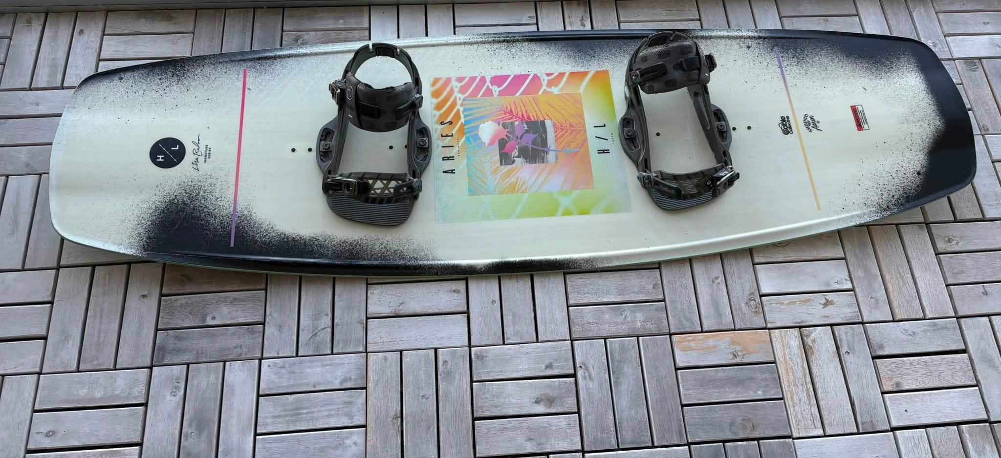 Hyperlite Aries