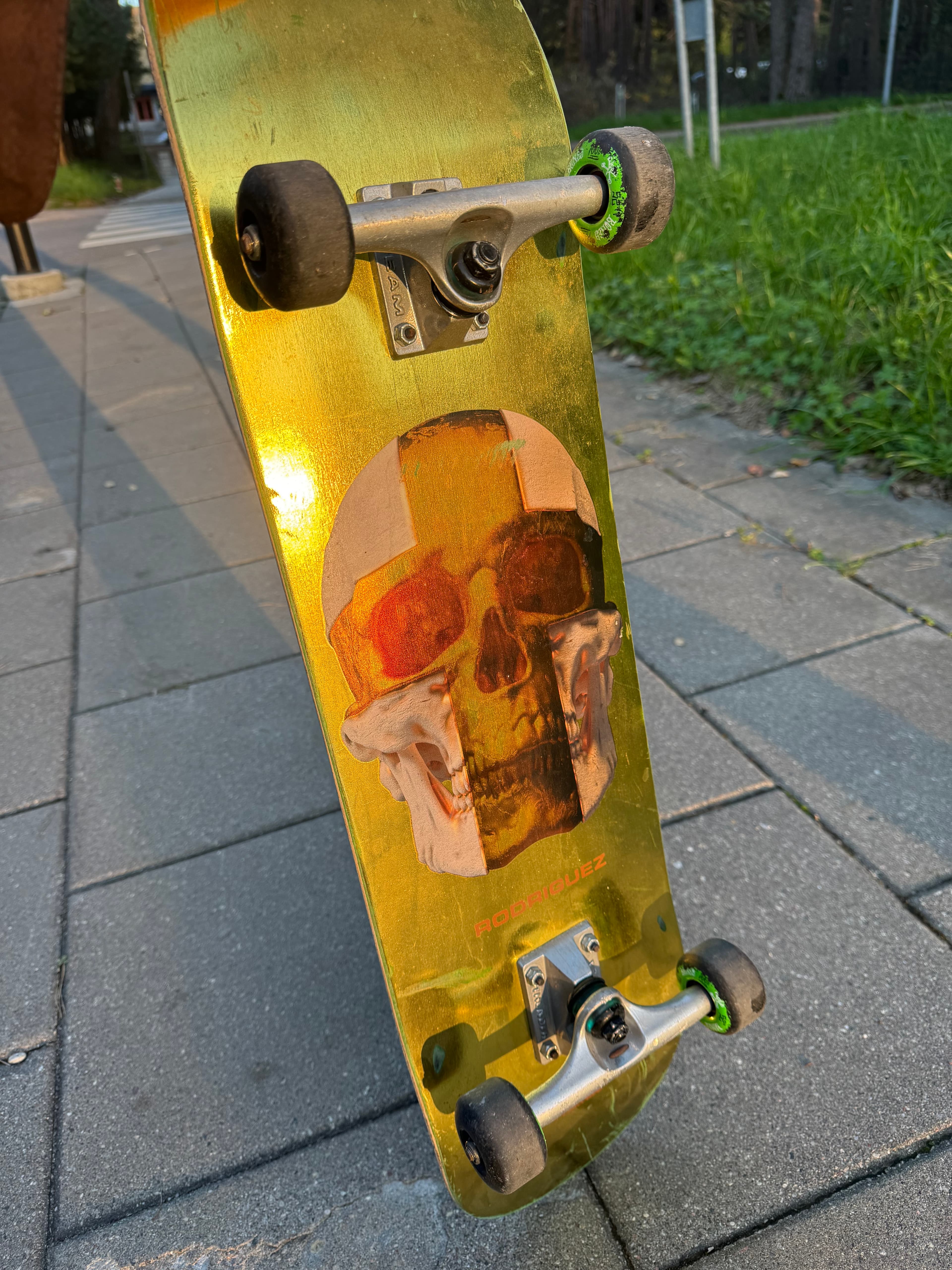 Primitive Primitive Paul Rodriguez Imperial Gold Foil Skull Skateboard